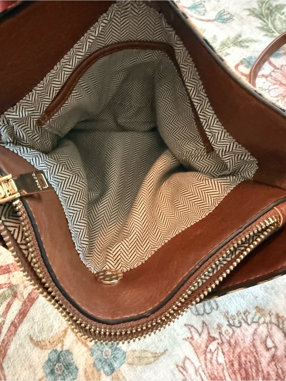 Leopard Print Crossbody Bag with Brown Leather Strap - Picture 4 of 7